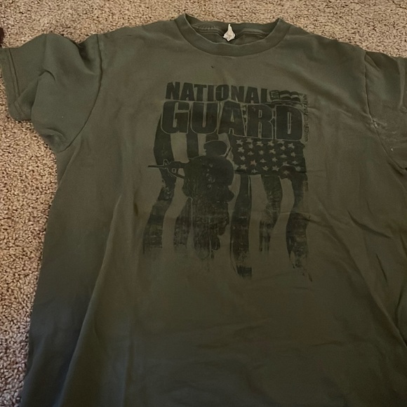 Army National Guard T-shirt - Picture 1 of 2